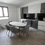 Apartment Family-friendly - In The Heart Of Oerlikon - S361 Zurich