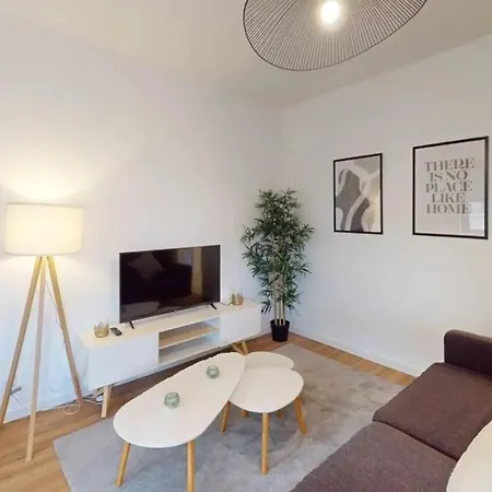 Family-friendly - In The Heart Of Oerlikon - S361 *