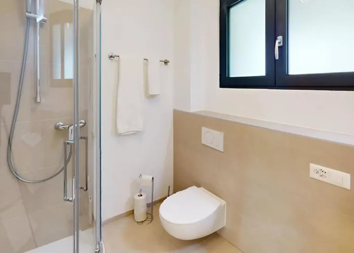 Apartment Family-friendly - In The Heart Of Oerlikon - S361 Zurich