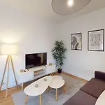 Family-friendly - In The Heart Of Oerlikon - S361 *