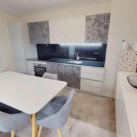 Family-friendly - In The Heart Of Oerlikon - S361 Zürich